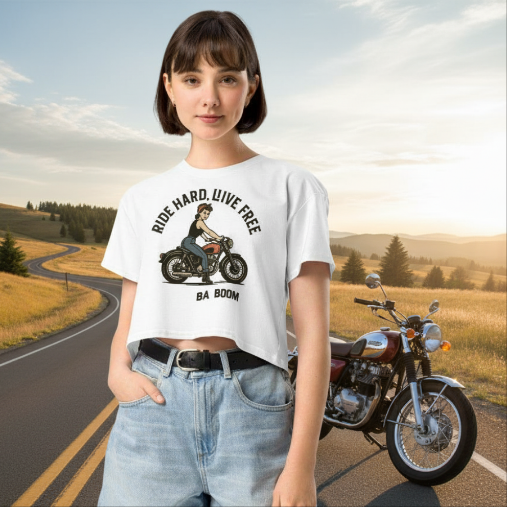 Crop Top Motera para Mujer - Camiseta Corta Retro Pin Up "Ride Hard Live Free"