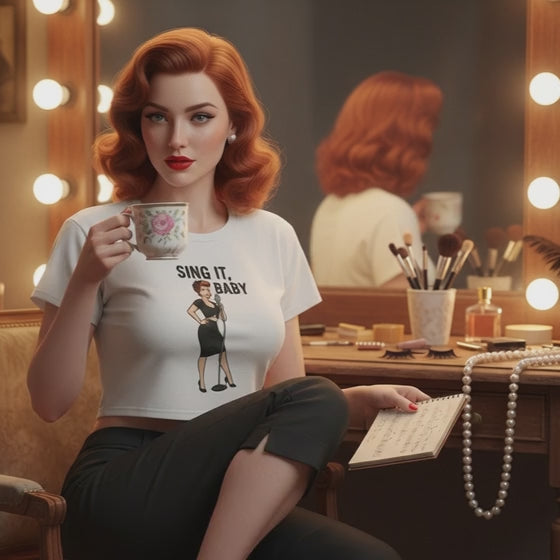 Crop Top de Cantante para Mujer - Camiseta Corta Retro Pin Up "Sing It, Baby"