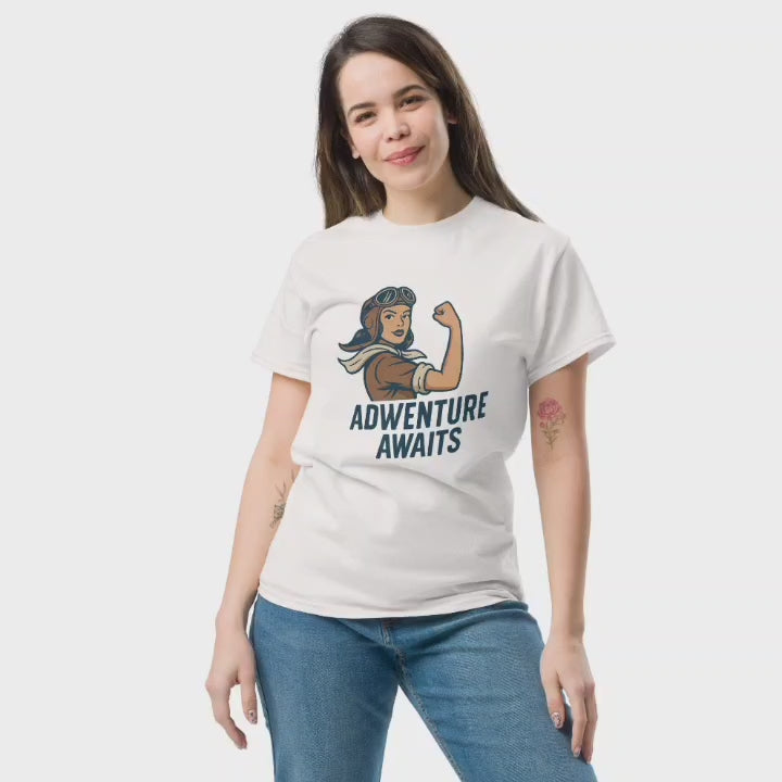 Camiseta larga de Aventura para Mujer - Diseño Vintage "Adventure Awaits"