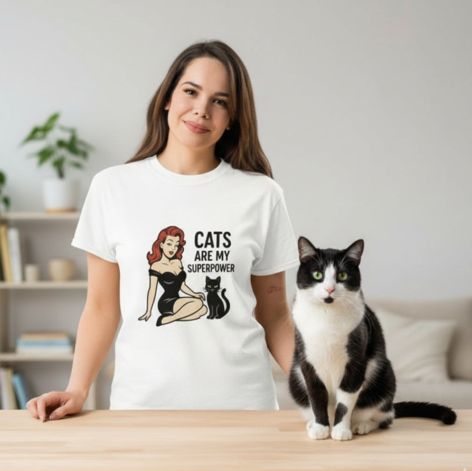 Camiseta de Gato para Mujer       - Diseño Vintage Pin Up        "Cats Are My Superpower"